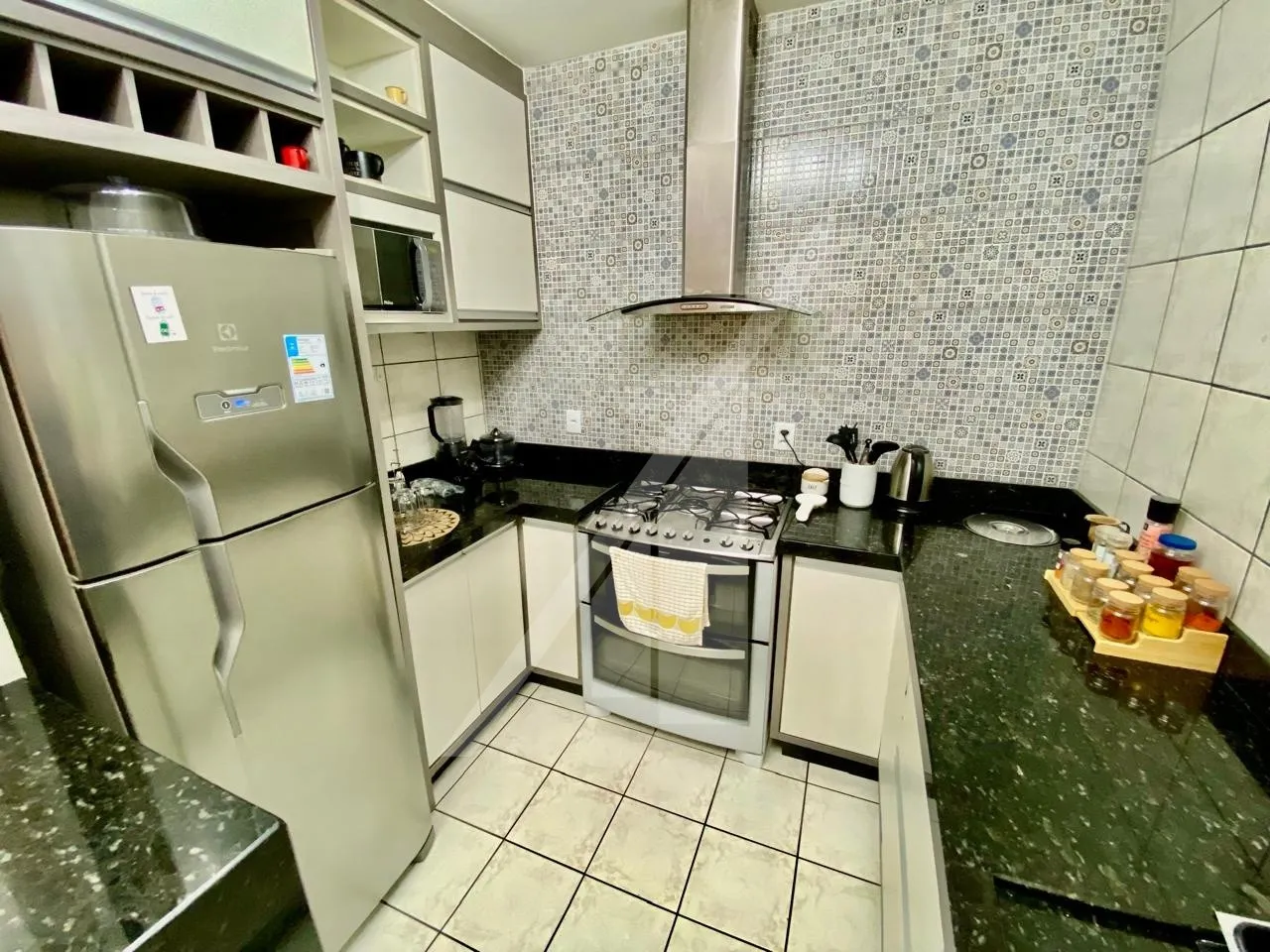 APARTAMENTO COM TRÊS DORMITÓRIOS, MOBILIADO, UMA VAGA DE GARAGEM - BAIRRO SALTO WEISSBACH — foto 6