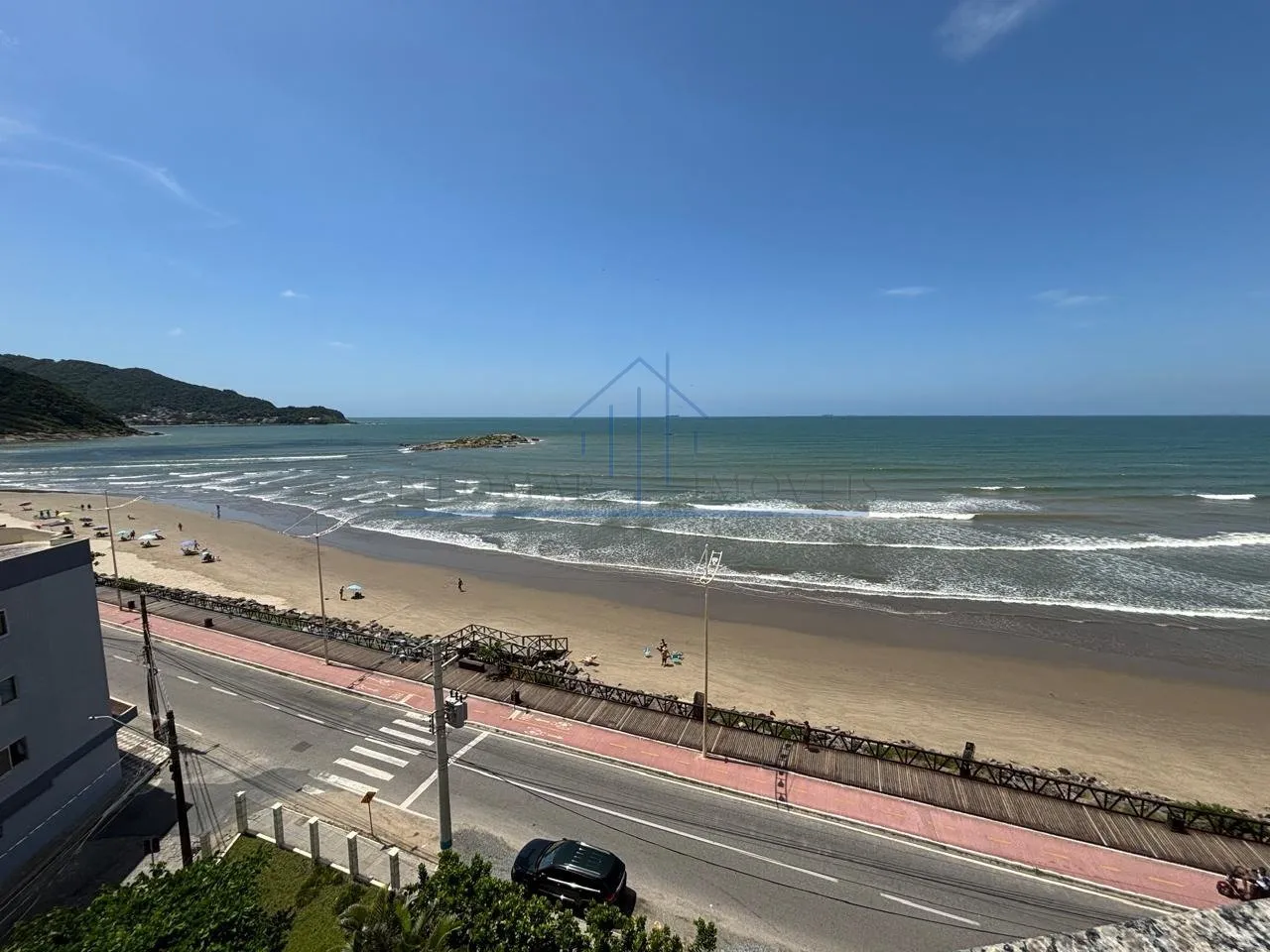 Apartamento Frente Mar todo completo com móveis planejados de alto bom gosto. Aproveite! Mar no Gravatá, Navegantes com 2 vagas de garagem, - foto 1