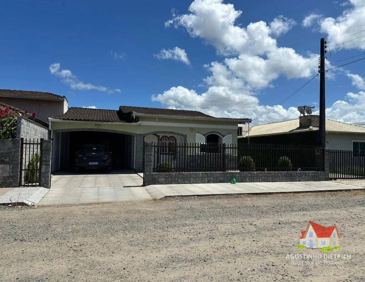 Averbada! Residencia em Alvenaria + Moveis Planejados + Terreno C/Area de 237 m2 No Bairro J.Iririu! — foto 4