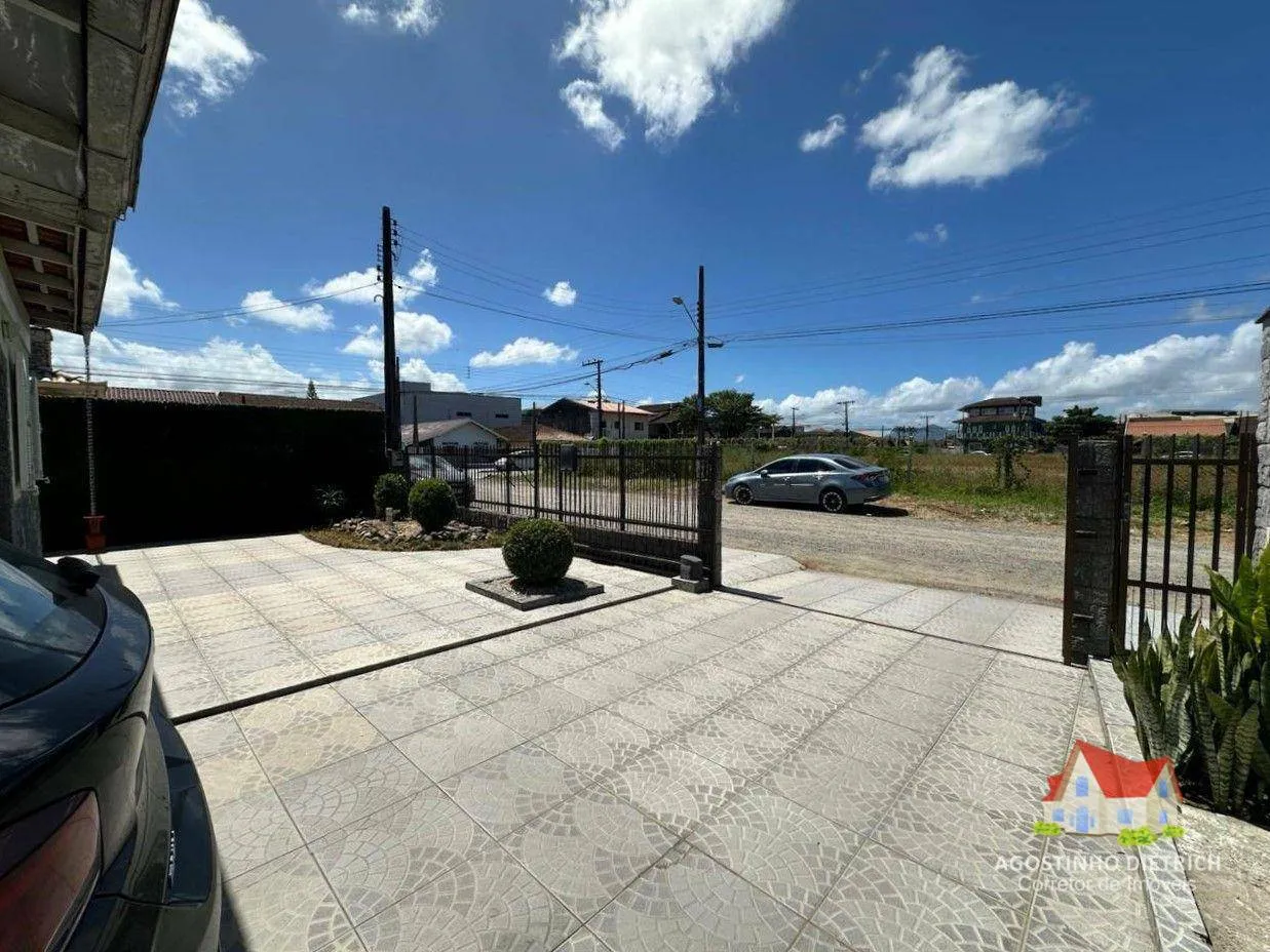 Averbada! Residencia em Alvenaria + Moveis Planejados + Terreno C/Area de 237 m2 No Bairro J.Iririu! — foto 6
