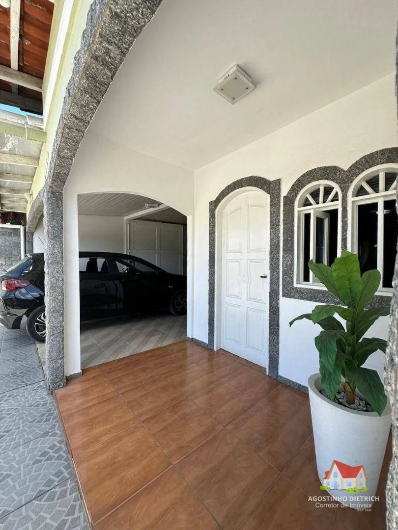 Averbada! Residencia em Alvenaria + Moveis Planejados + Terreno C/Area de 237 m2 No Bairro J.Iririu! — foto 7