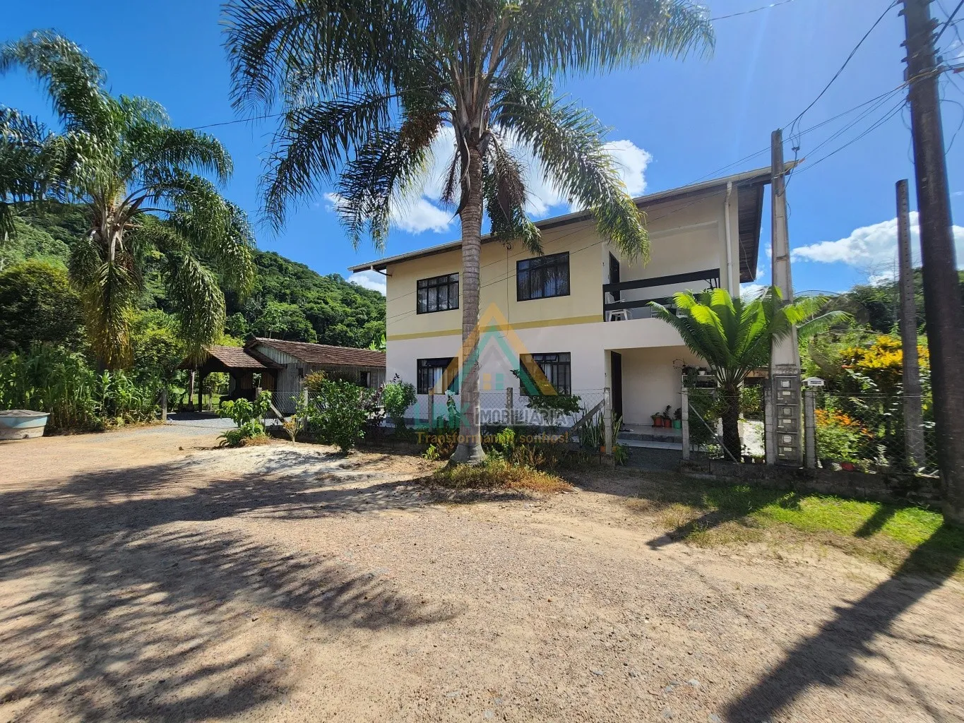 Imóvel com 2 Apartamentos e 1 Casa no Bairro Wunderwald,na cidade de Pomerode. — foto 2
