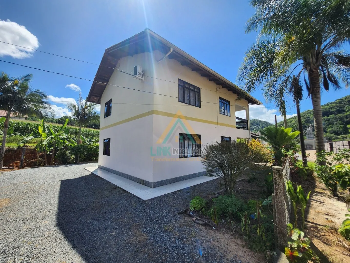 Imóvel com 2 Apartamentos e 1 Casa no Bairro Wunderwald,na cidade de Pomerode. — foto 5