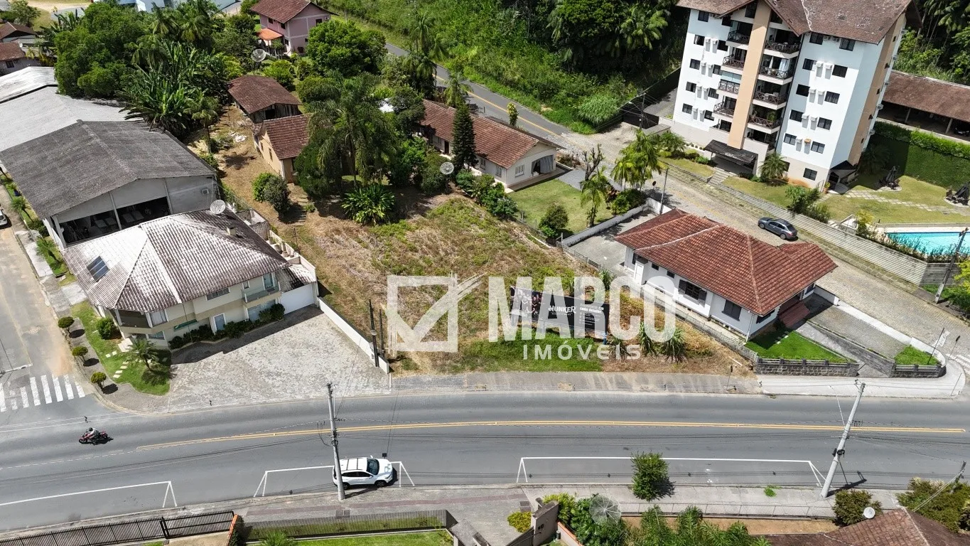 Ótimo terreno para investimento no Centro de Pomerode - foto 1