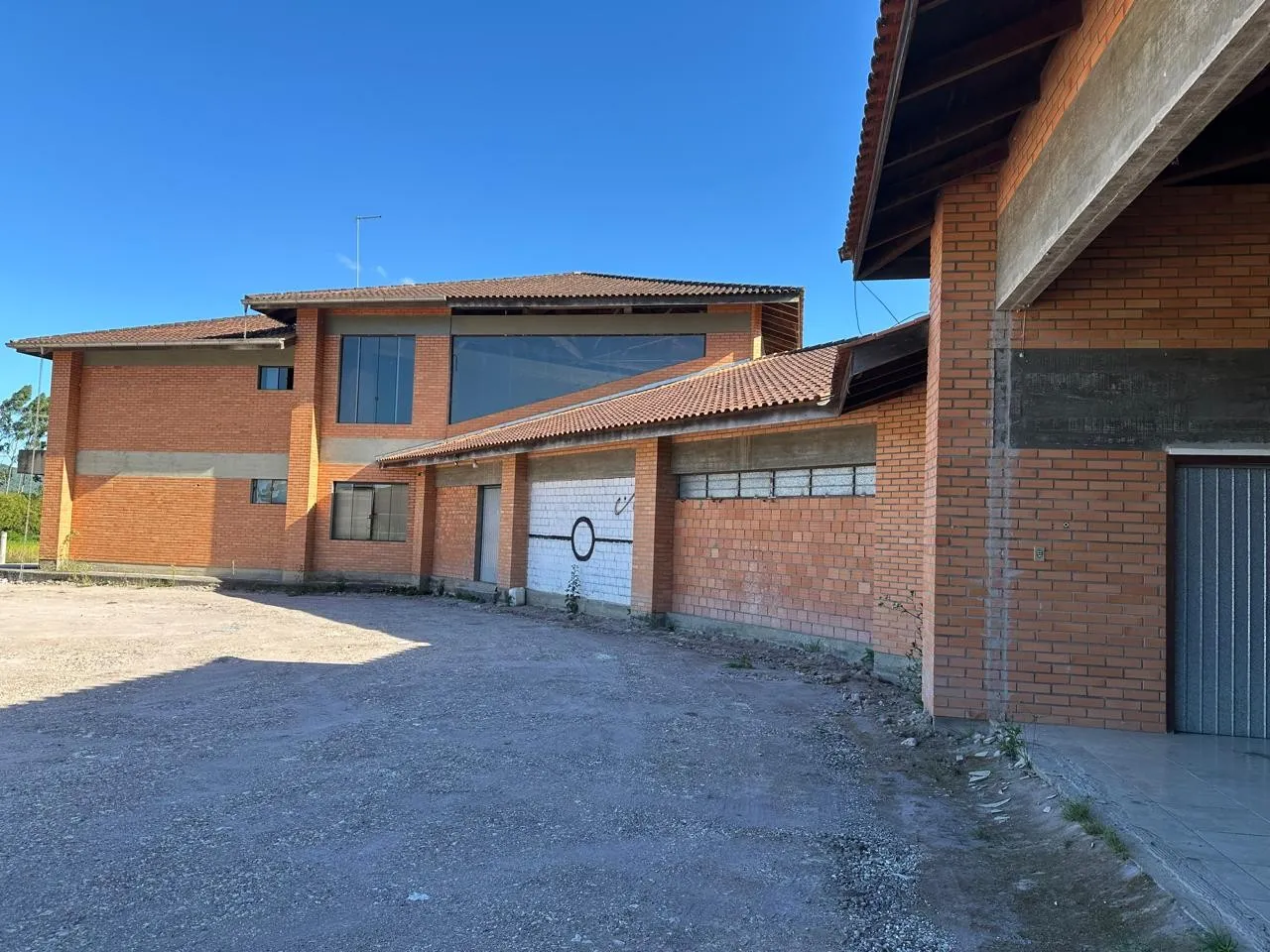 Locação Comercial - 950m - foto 1