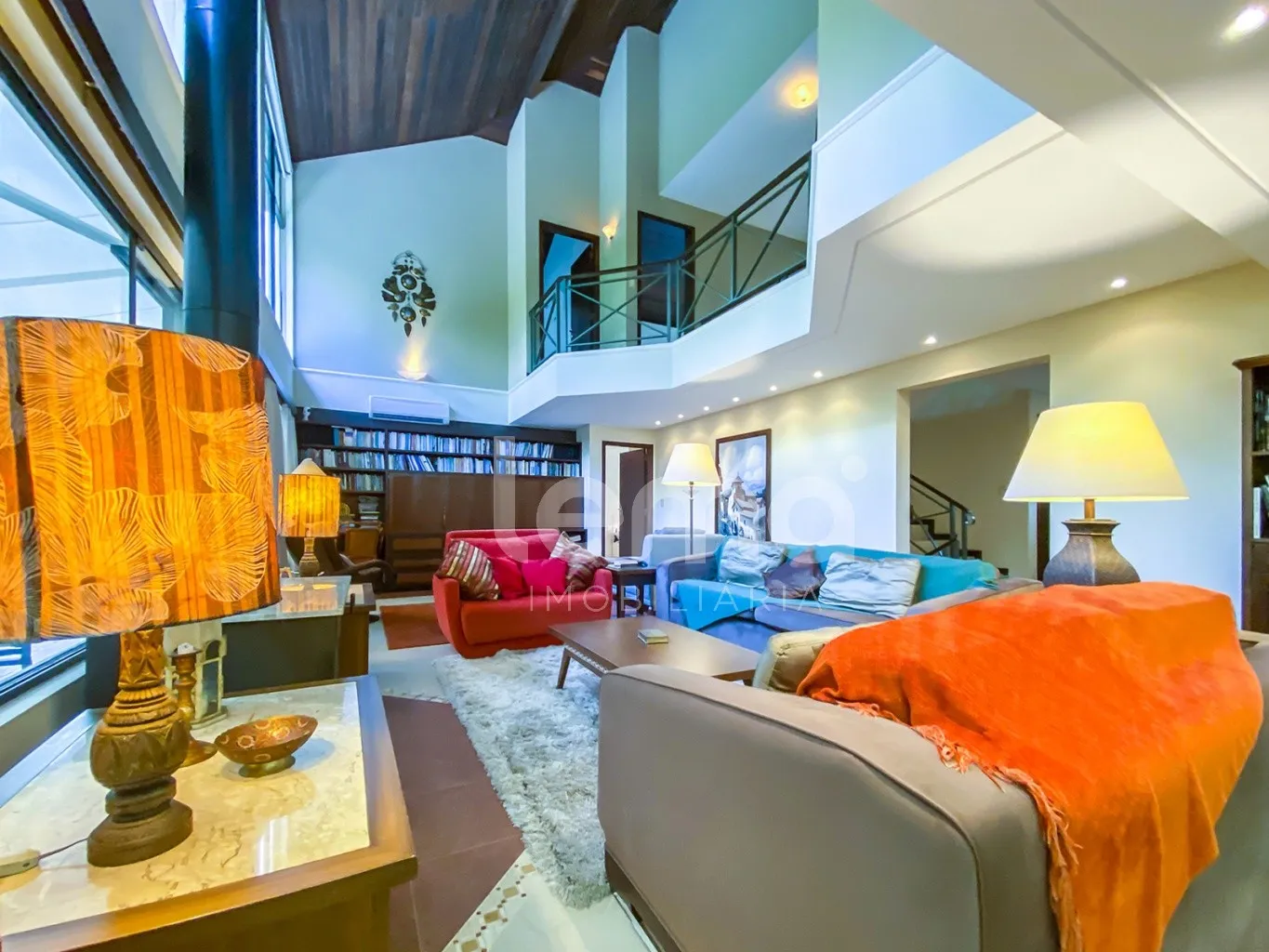 Casa com Filosofia de Vida Ligada à Natureza no Loteamento Belverdere, Bairro Água Verde! — foto 7
