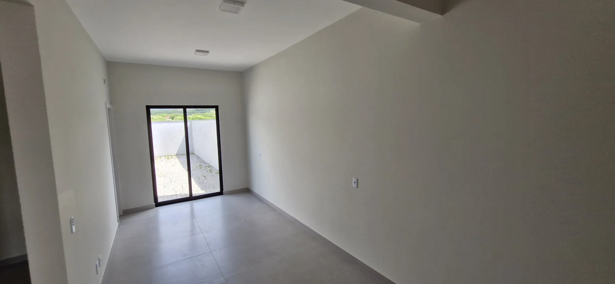 Sobrado com 2 suítes + Closet + Varanda — foto 6