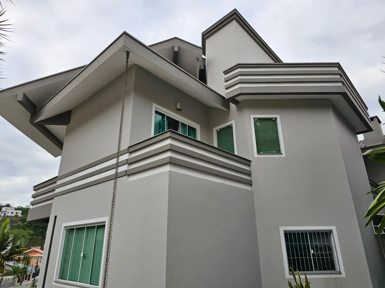 Maravilhosa Casa em Local Nobre de Gaspar — foto 3