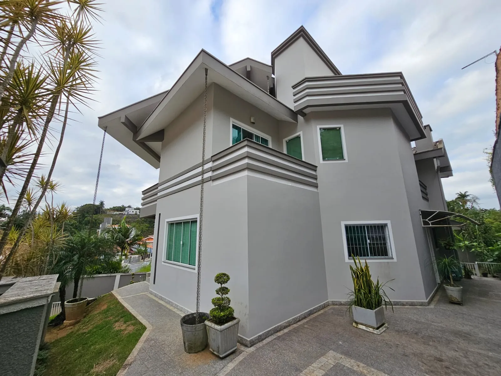 Maravilhosa Casa em Local Nobre de Gaspar — foto 5