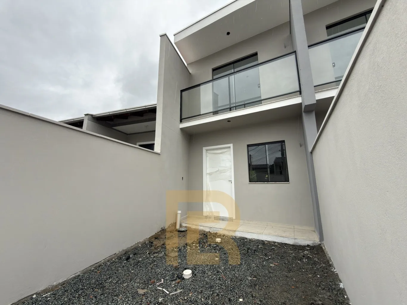 Sobrado, em fase de obras, com 3 dormitórios no bairro Fortaleza Alta. - foto 1