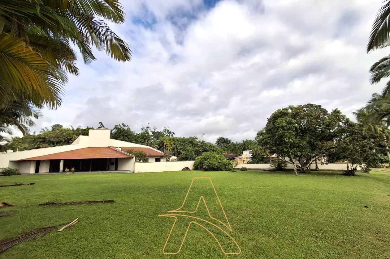 Casa com 04 Dormitórios + Terreno no Bairro Padre Martinho Stein Timbó/ SC - foto 1