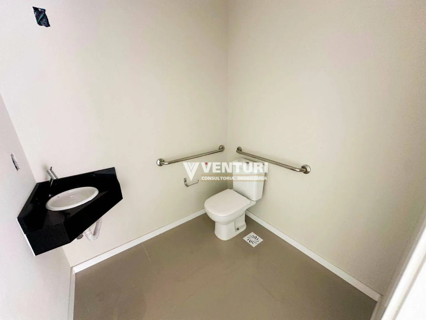 Sala próximo Forum e Parque Ramiro — foto 4