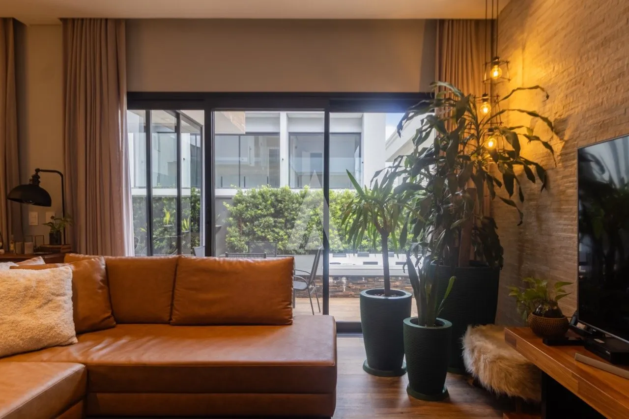 Casa em Condomínio com 1 suíte(s) mais 3 quarto(s) à venda no bairro VILA NOVA em JOINVILLE, por R$ 2.390.000.00. — foto 5