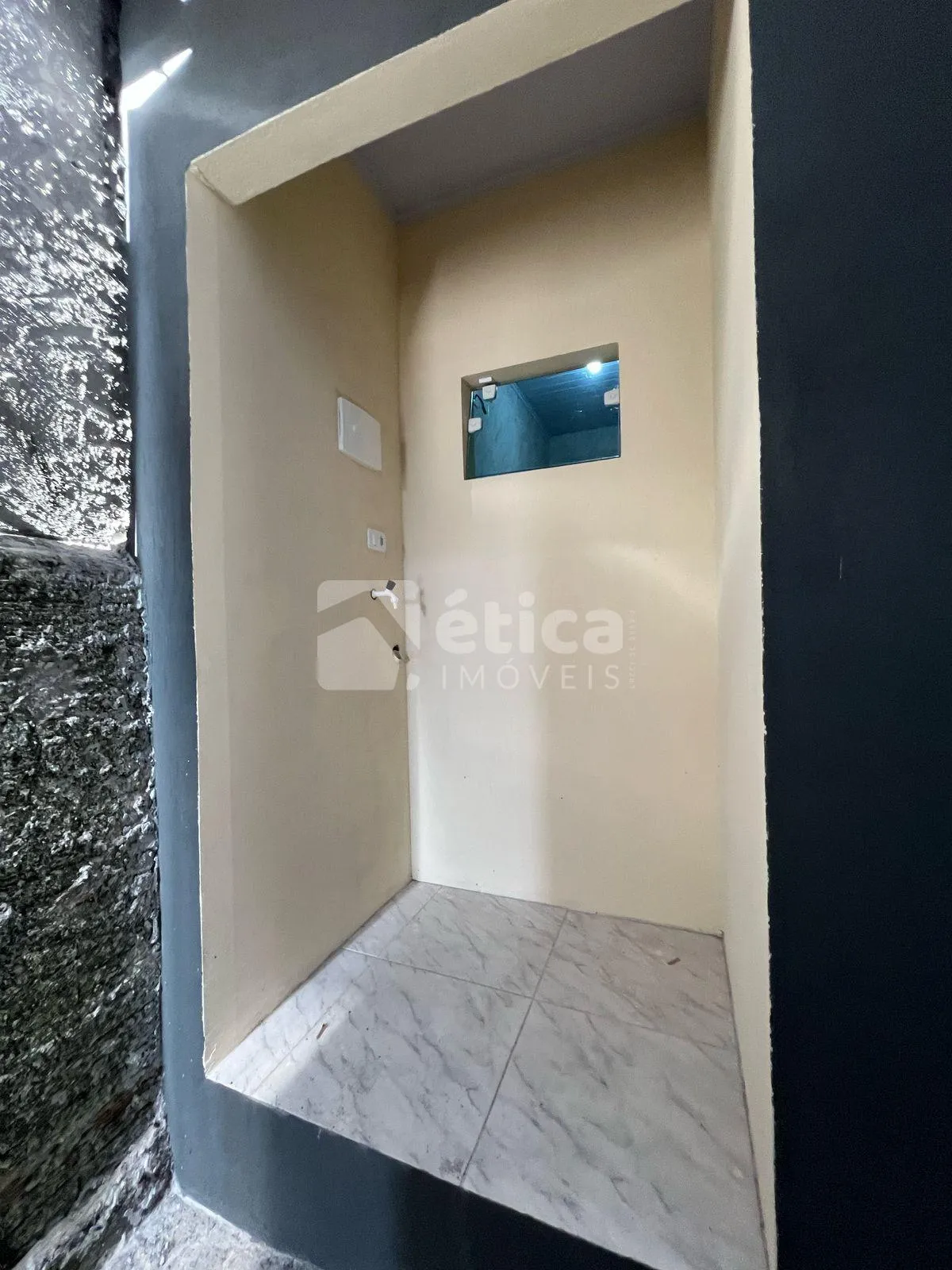 Kitnet 1 Quarto, Garagem Coberta e Lavanderia - Santa Regina, Itajaí — foto 2
