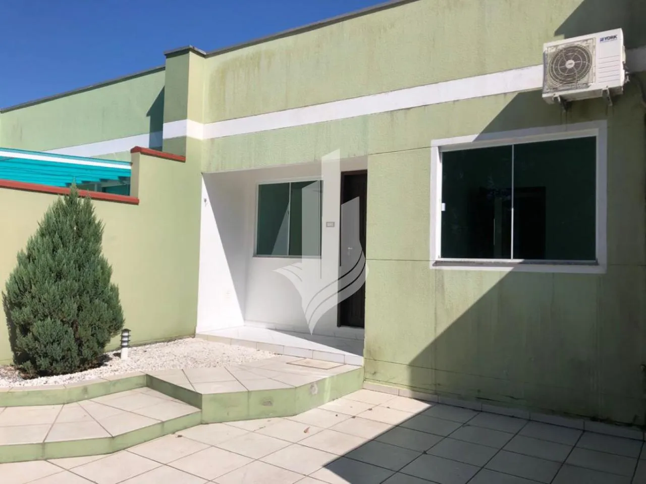 Casa geminada em condomínio fechado — foto 2