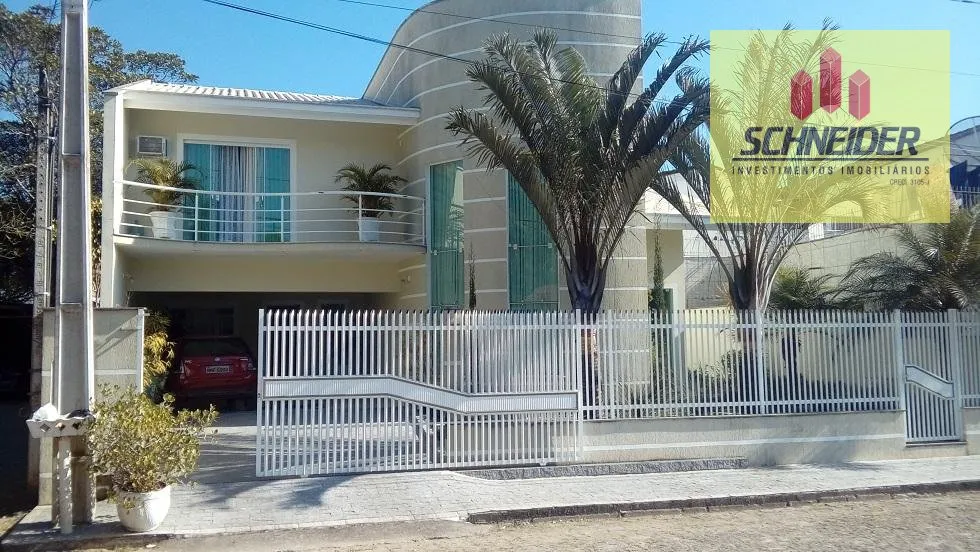 Casa com 4 dormitórios à venda no bairro Centro em Timbó/SC - foto 1