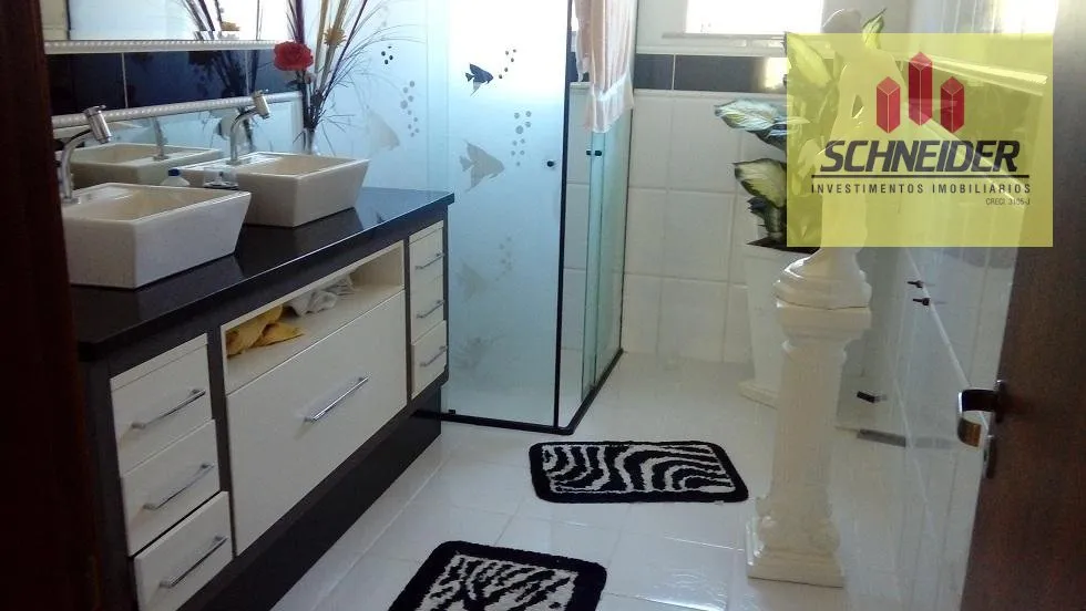 Casa com 4 dormitórios à venda no bairro Centro em Timbó/SC — foto 7