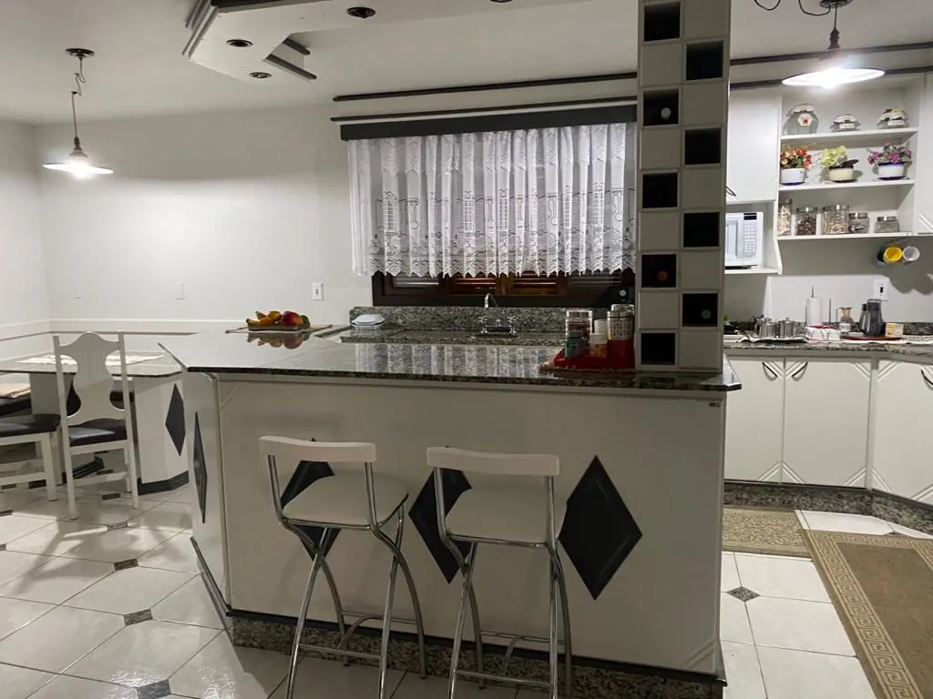Casa com 4 dormitórios à venda no bairro Centro em Pomerode/SC — foto 7