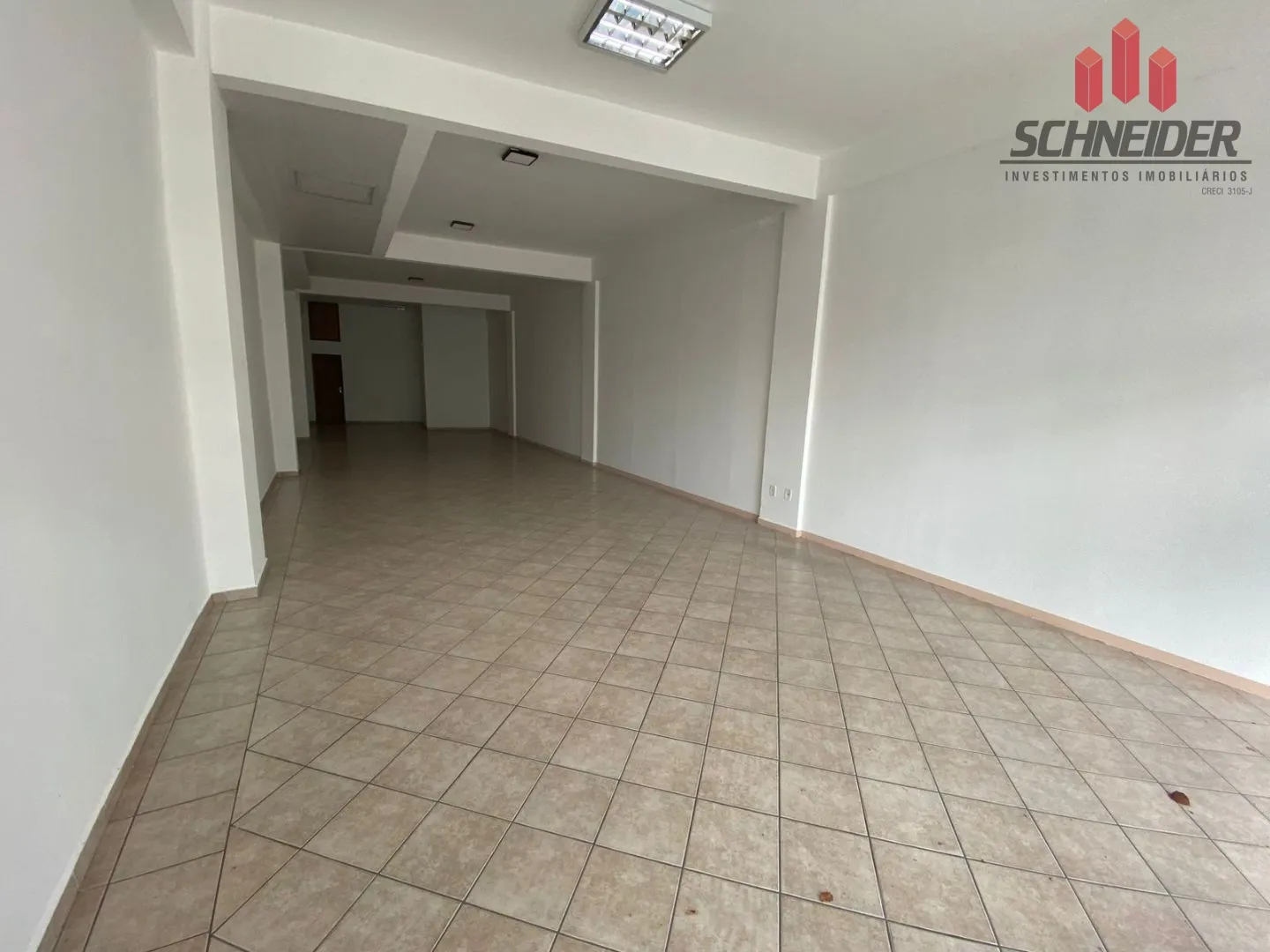Sala comercial para alugar no bairro Nações em Indaial/SC — foto 2