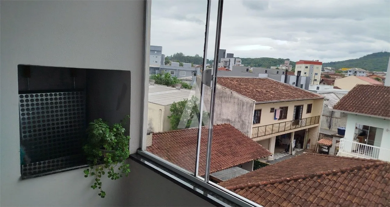Apartamento com 2 quarto(s) à venda no bairro Iririú em Joinville, por R$ 300.000.00. — foto 7