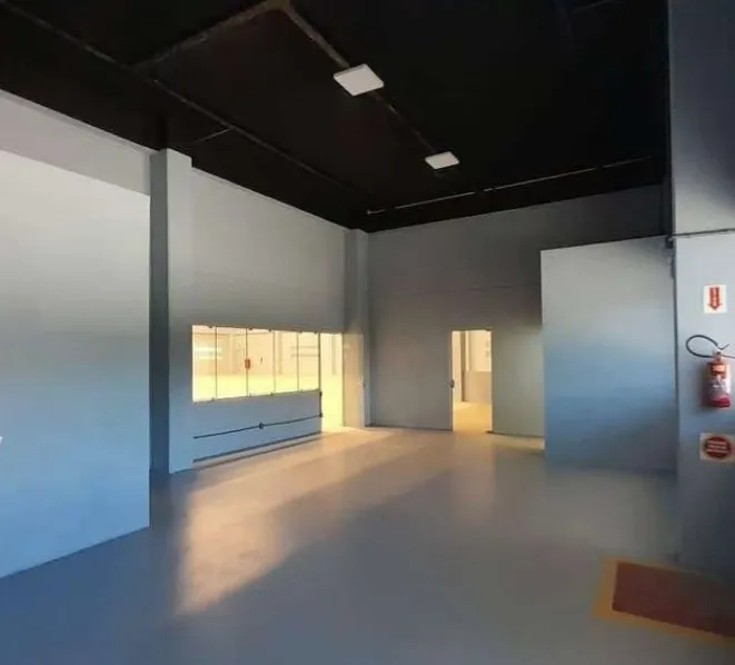 LOCAÇÃO GALPÃO APROX. 2.000M2 - BR470 - INDAIAL — foto 6