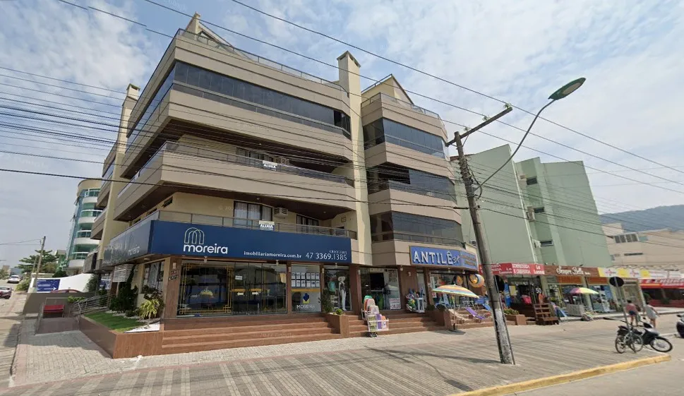 Apartamento disponível para venda no bairro Bombas - Bombinhas/SC - foto 1