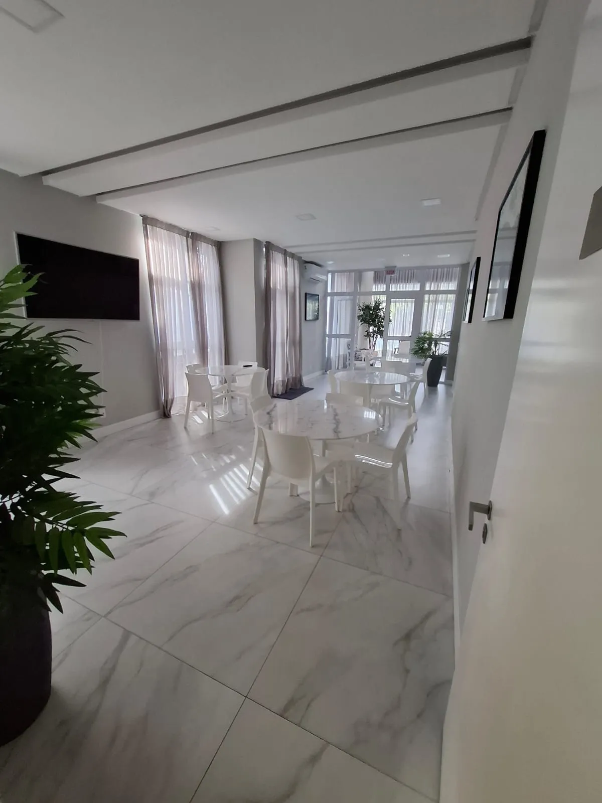 APARTAMENTO NOVO - MOBILIADO — foto 5