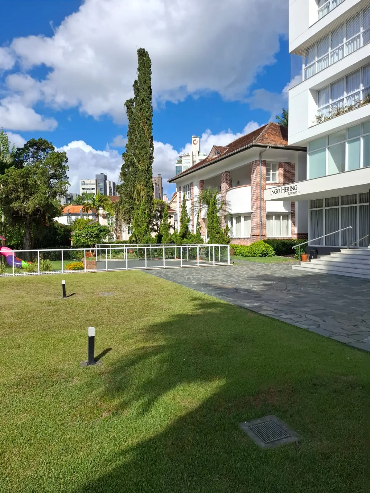 APARTAMENTO NOVO - MOBILIADO — foto 2