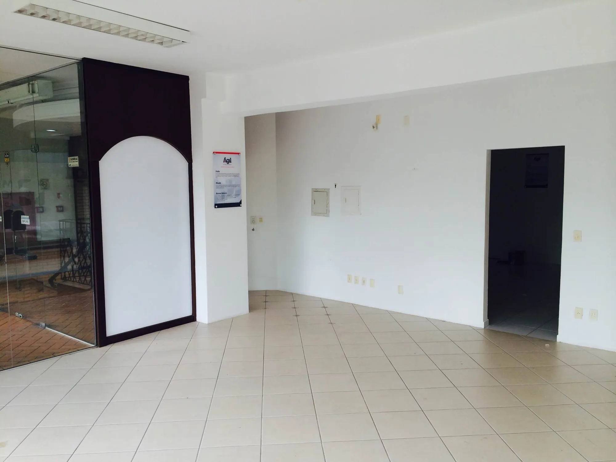 ALUGA-SE SALA COMERCIAL — foto 4