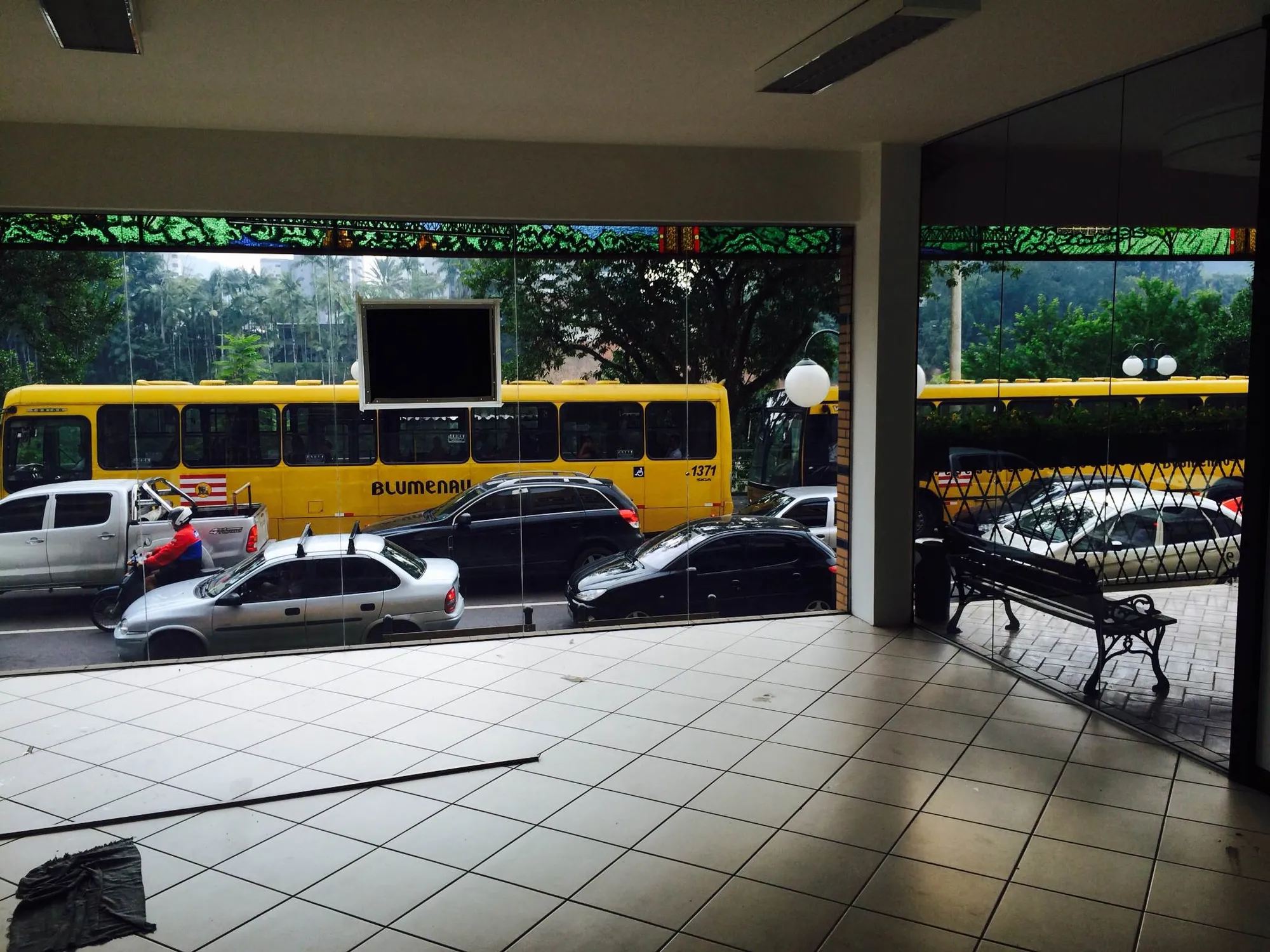 ALUGA-SE SALA COMERCIAL — foto 5