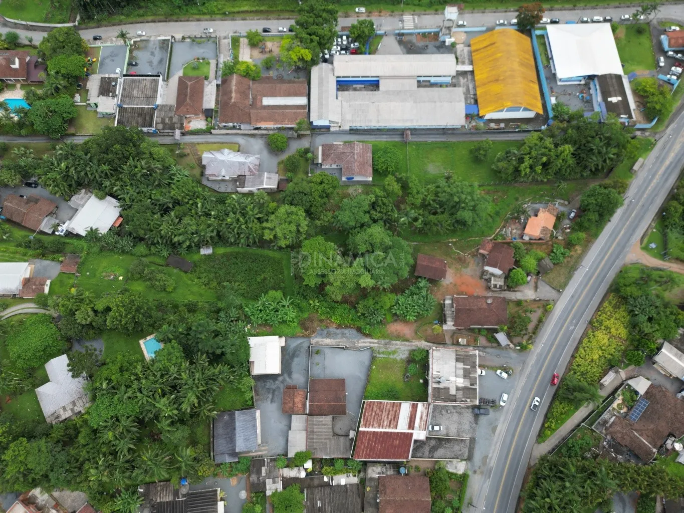 Terreno comercial, residencial ou industrial, para construção ou investimento em Blumenau, próximo a Karsten S/A, próximo à Pomerode Dinâmica Sul, a imobiliária Dinâmica Sul, a imobiliária em Blumenau presente nas suas conquistas! — foto 2