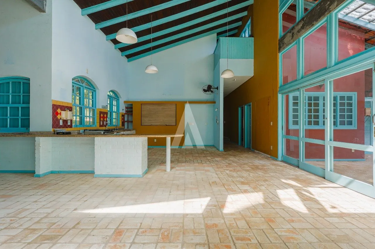 Casa com 2 suíte(s) mais 2 quarto(s) à venda no bairro América em Joinville, por R$ 2.200.000.00. — foto 3