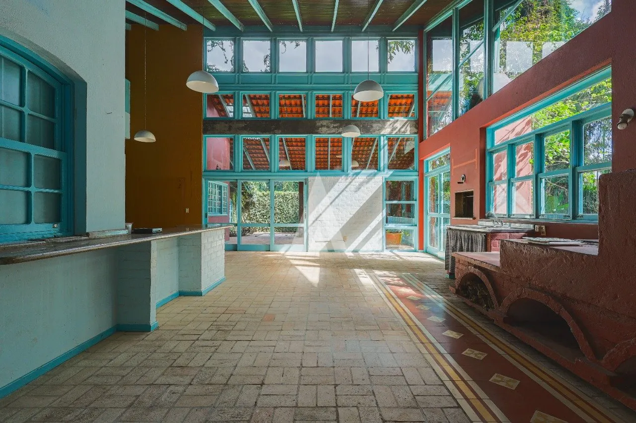 Casa com 2 suíte(s) mais 2 quarto(s) à venda no bairro América em Joinville, por R$ 2.200.000.00. — foto 5