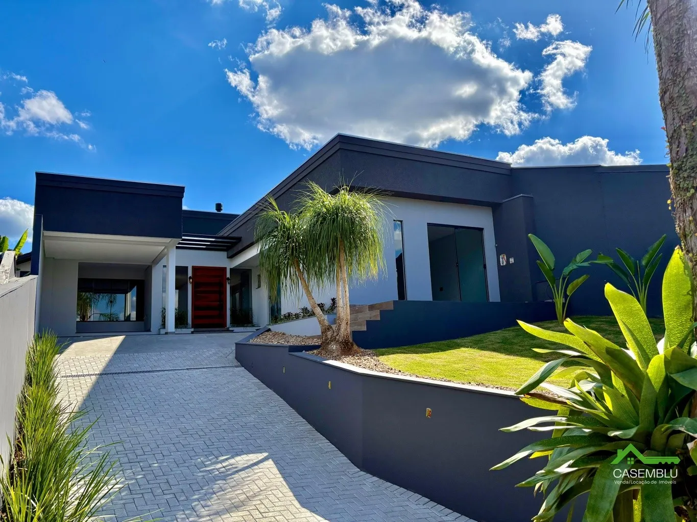 Casa Nova no Bairro Passo Manso Alto Padrão e Design Moderno - foto 1