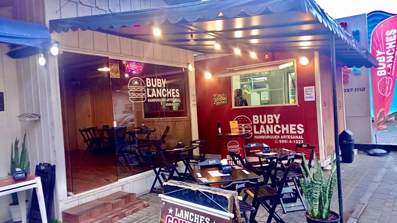 Lanchonete em funcionamento com clientela ativa. - foto 1