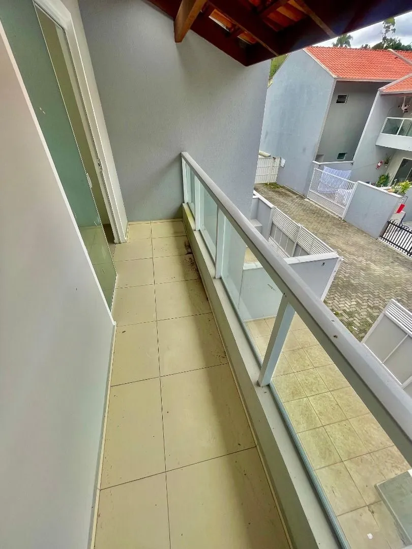 Sobrado em Condomínio fechado na Itoupava Central. — foto 4