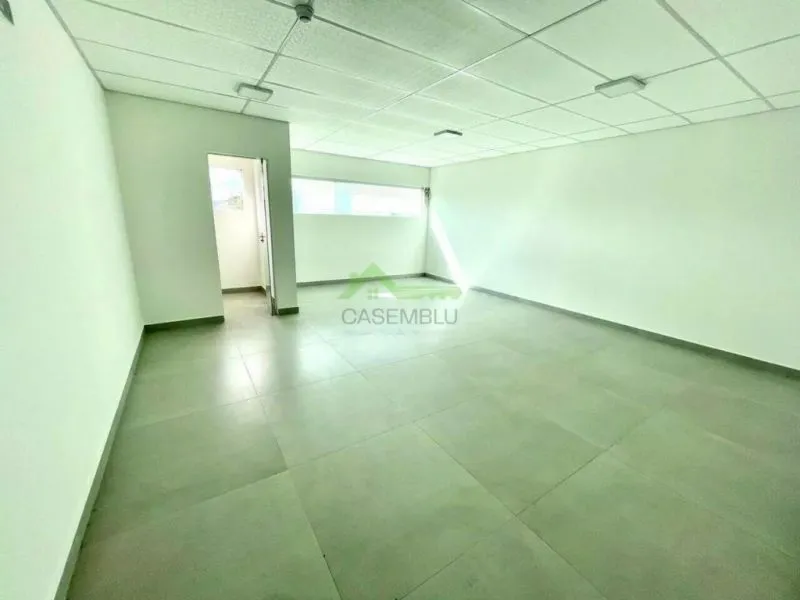 Sala, 55 m, aluguel por R$ 1.300/mês — foto 4