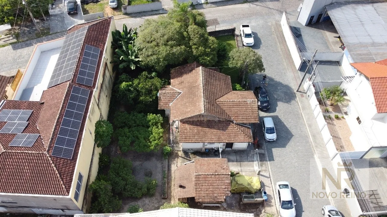 Casa / Terreno á Venda — foto 2