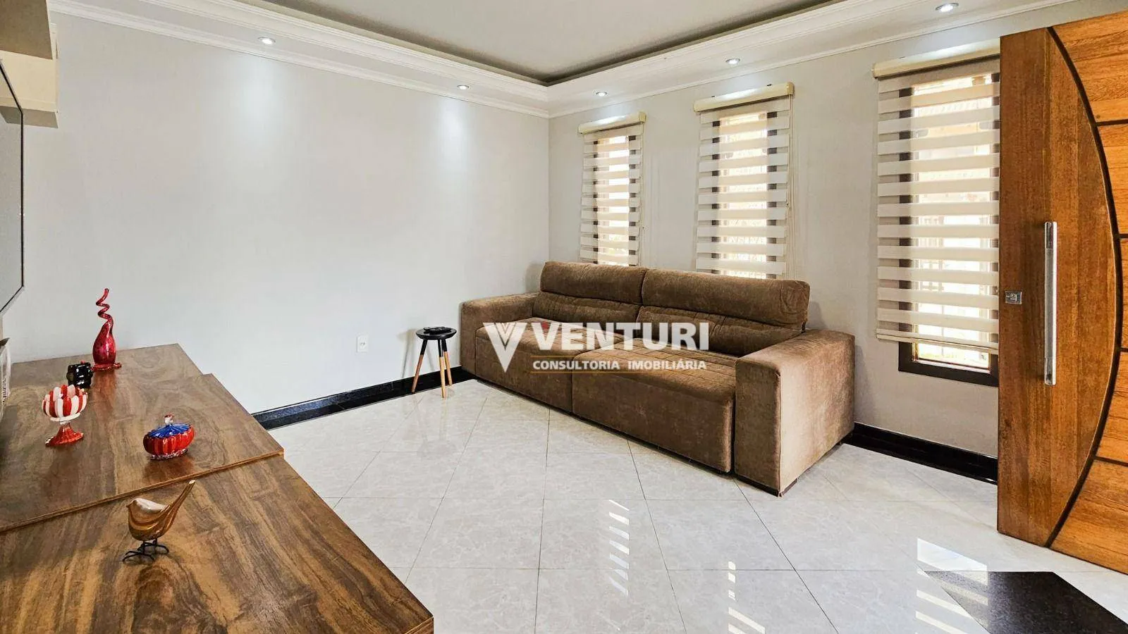 Casa com 4 dormitórios à venda, sendo 2 suítes, 1 suíte com closet, hidromassagem e sacada, 330 m por R$ 1.790.000,00 - Escola Agrícola - Blumenau/SC — foto 6