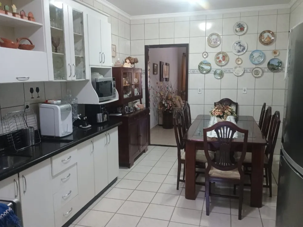 BELA CASA EM TERRENO COM 4.130M2 - INDAIAL — foto 6