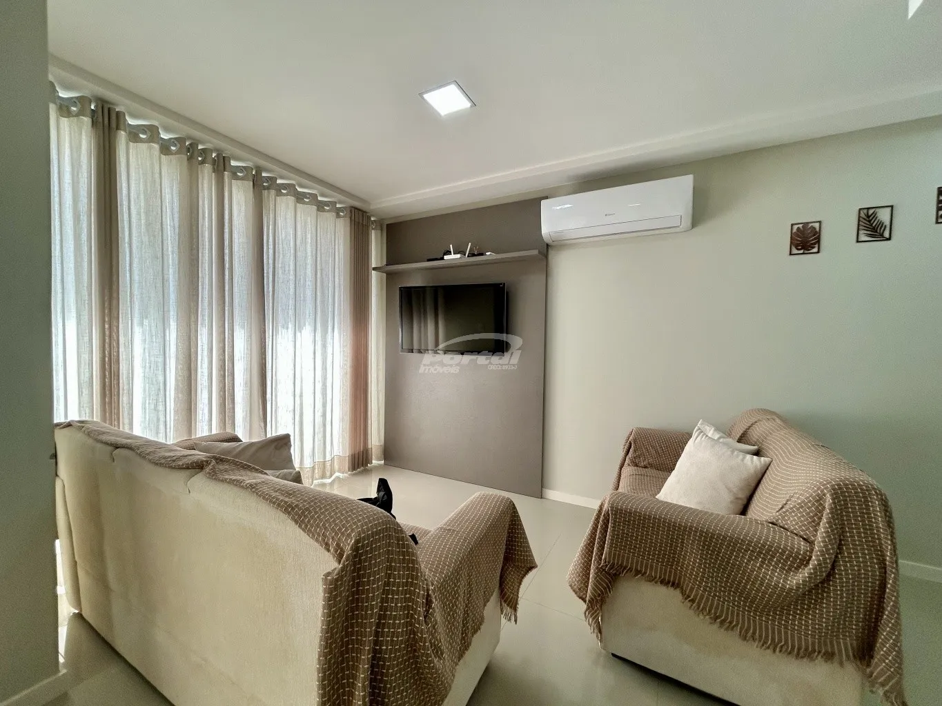 Apartamento mobiliado disponível para locação no bairro Itacolomi - Balneário Piçarras/SC (Cód. 20956) — foto 5