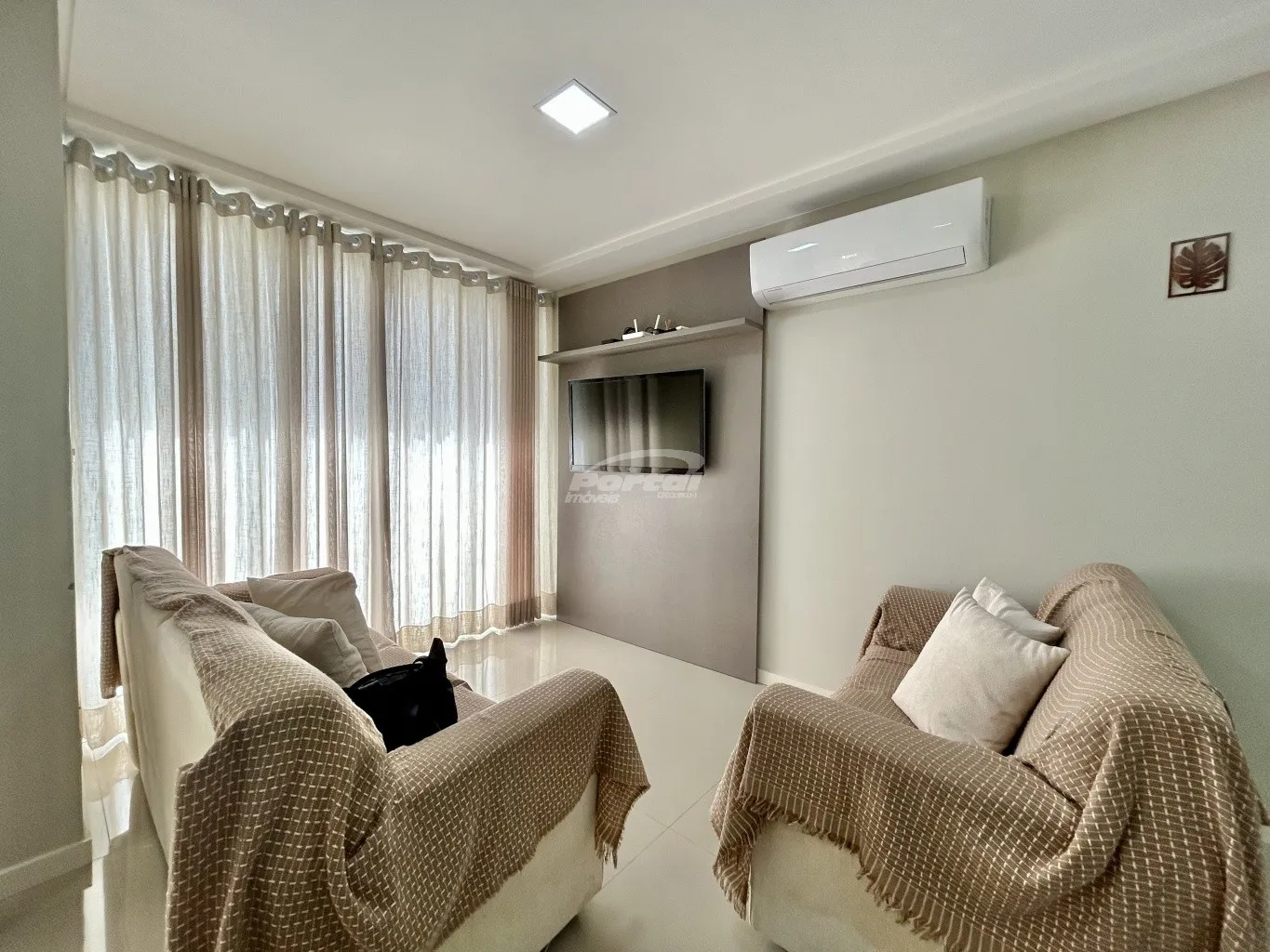 Apartamento mobiliado disponível para locação no bairro Itacolomi - Balneário Piçarras/SC (Cód. 20956) — foto 6
