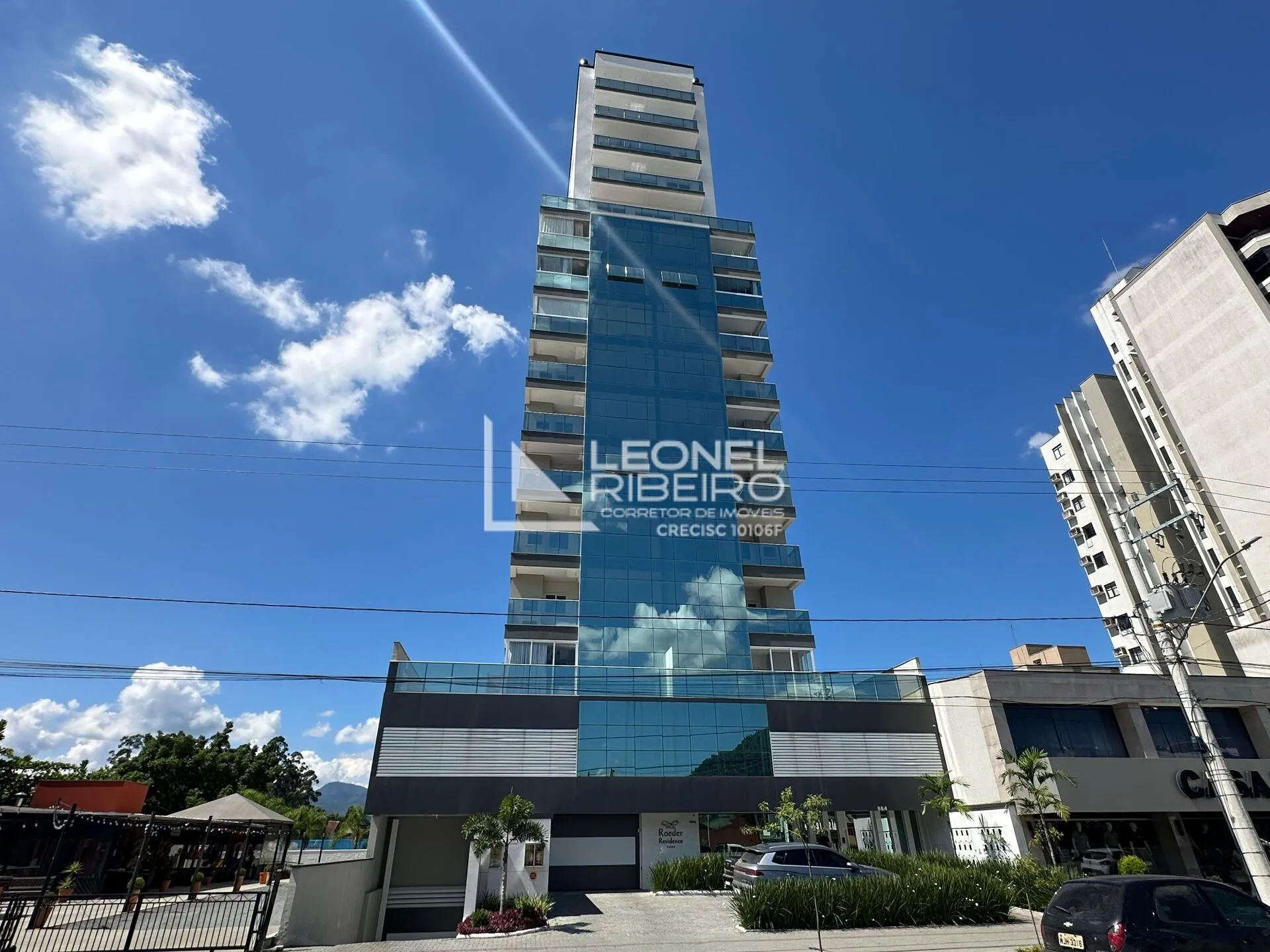 Apartamento com 3 dormitórios suítes à venda, 159,60 m no bairro Centro em Timbó/SC - foto 1