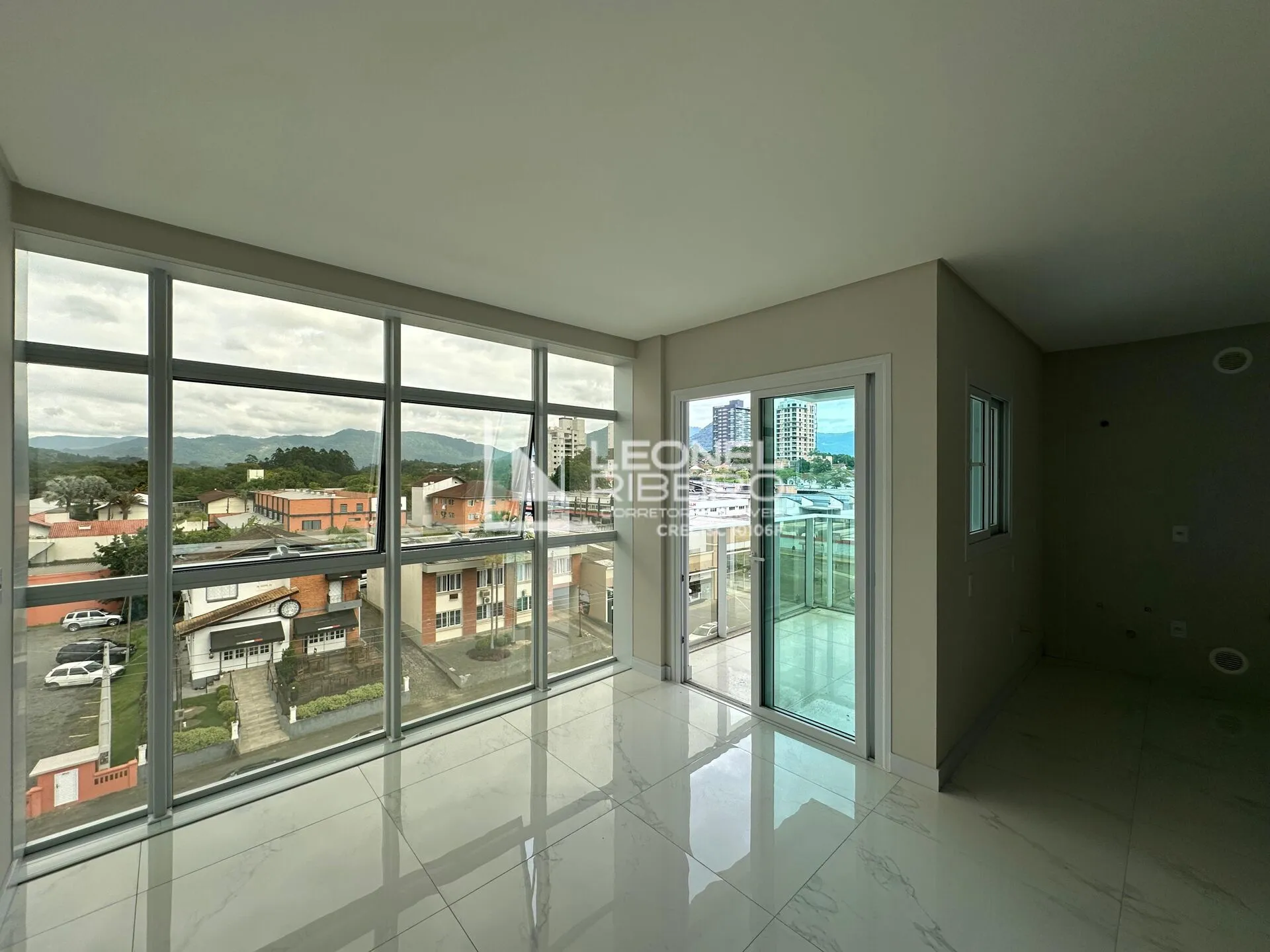 Apartamento com 3 dormitórios suítes à venda, 159,60 m no bairro Centro em Timbó/SC — foto 7