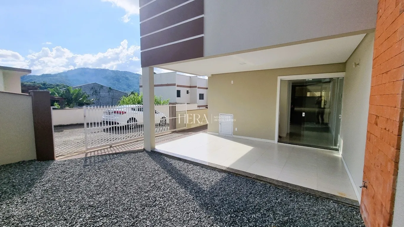 Casa de 03 dormitórios à venda no Bairro Itoupava Central - Excelente Oportunidade! — foto 2
