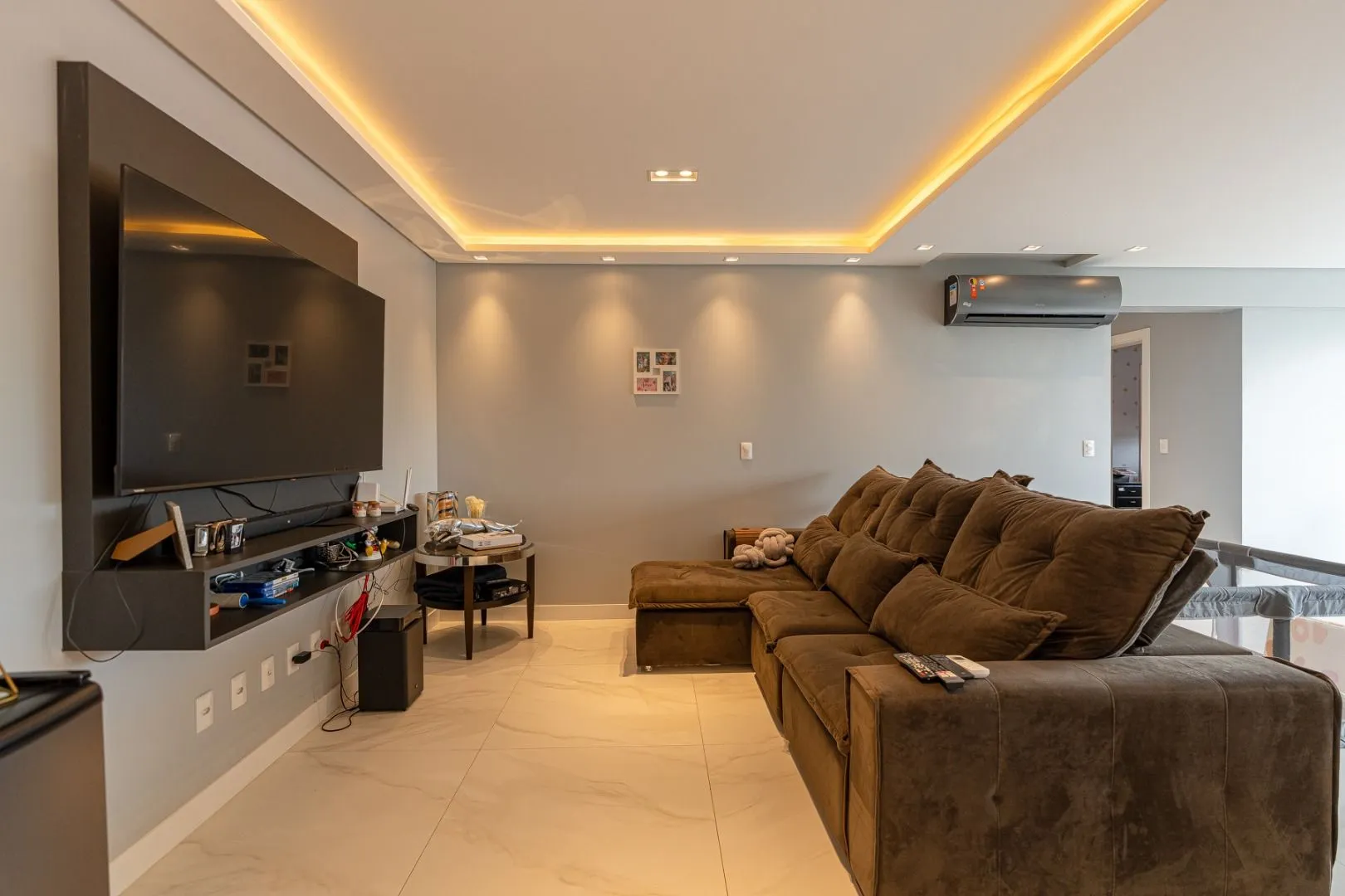 Apartamento com 3 quartos, 107 m², à venda por R$ 850.000- Escola Agrícola - Blumenau/SC — foto 2