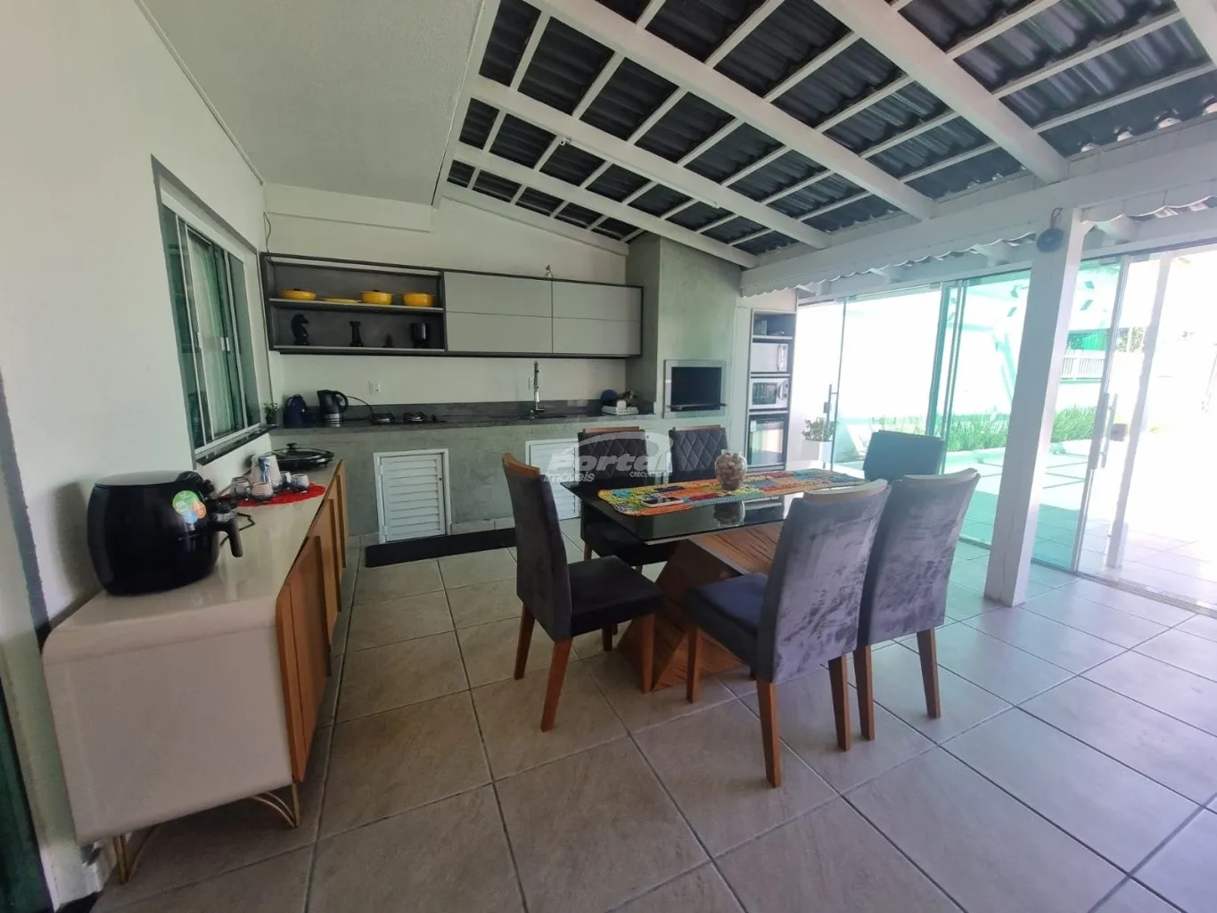 Excelente casa com amplo quintal — foto 4