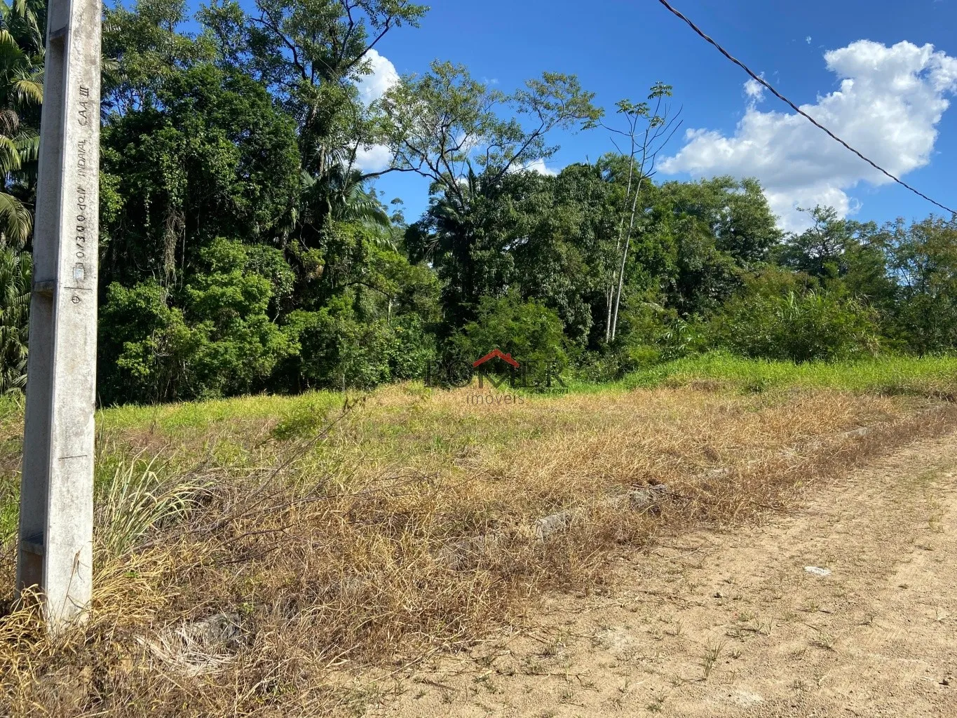 Terreno plano, pronto para construir, rua tranquila sem saída, na cidade de Pomerode no Bairro Testo Central, com 536,25m, Frente em 21,95m, e 24,40m de comprimento.. — foto 5