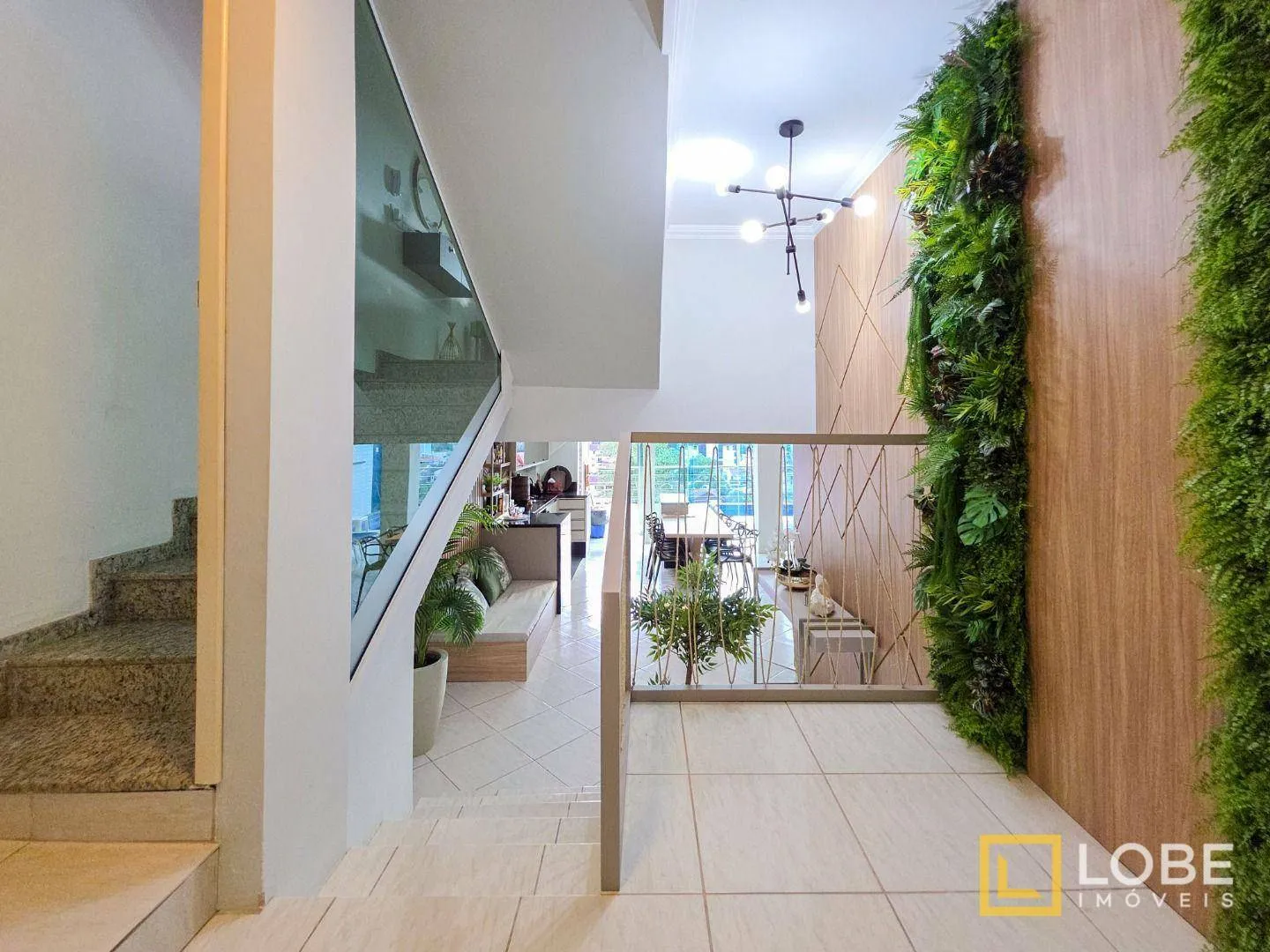 Casa com linda vista para o pôr do sol no bairro Água Verde — foto 5
