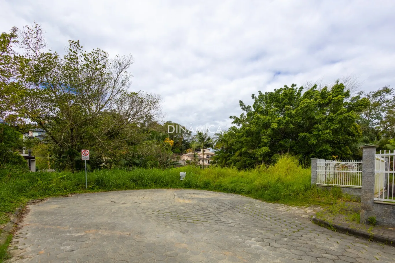 terreno residencial bairro Velha, Blumenau SC, plano, pronto para construir casa, ou sobrados final de rua, local seguro Dinâmica Sul a Imobiliária em Blumenau presente nas suas conquistas! - foto 1